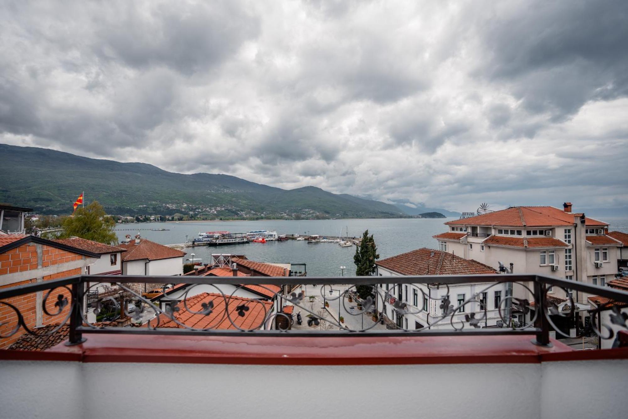 Delago Apartment Ohrid Bagian luar foto