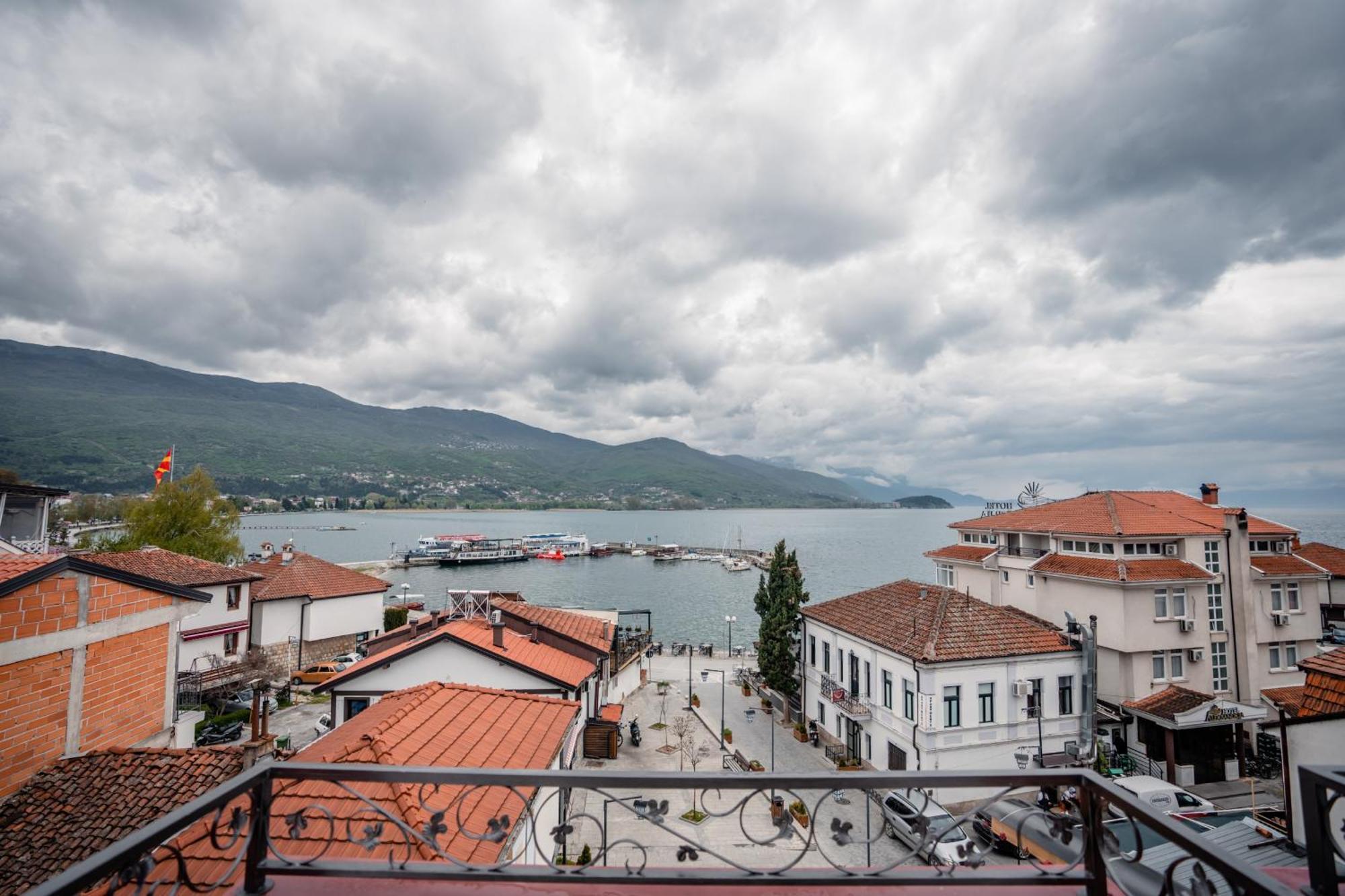 Delago Apartment Ohrid Bagian luar foto